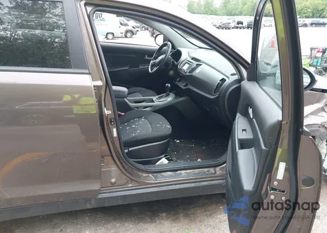 2015 Kia Sportage Lx z USA, uszkodzony, nr VIN KNDPB3AC3F7758806